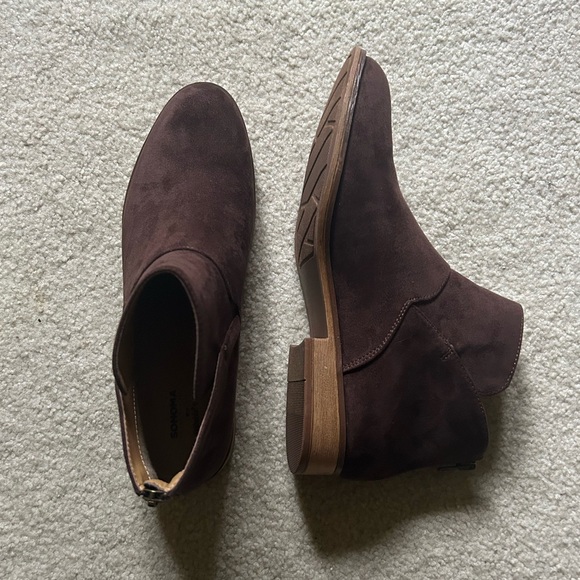 BRAND NEW!! SONOMA Ankle Riding Boot in Chocolate Brown!! - Picture 5 of 10